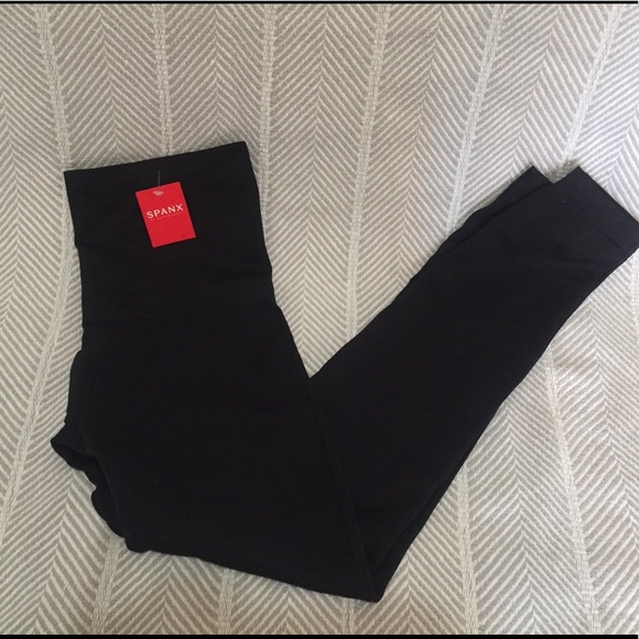 NWT SPANX Look at Me Now Seamless Leggings - Picture 2 of 5